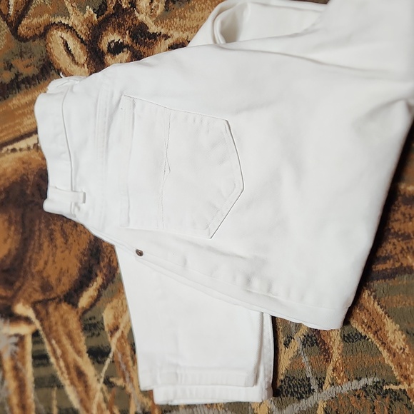 Route 66 Women's Straight Leg White Jeans - Picture 10 of 10